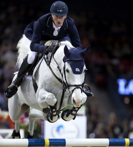 Vestale de Mazure Hdc (LANDOR), 2e à Hong Kong !