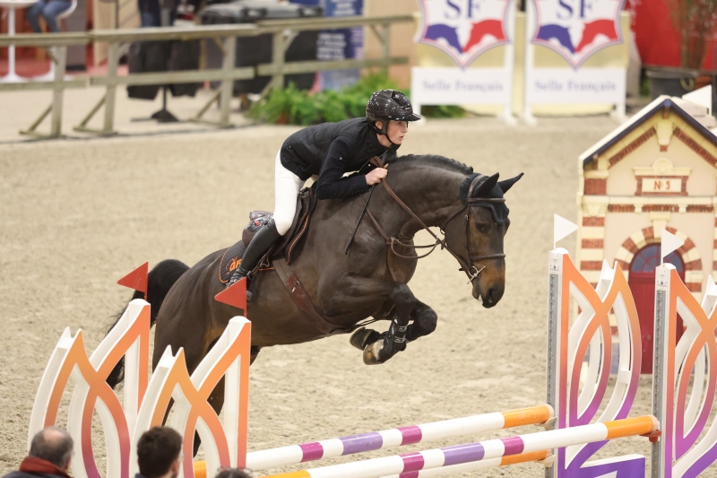 PREMIERS PAS POUR LUPIN ET LATINO