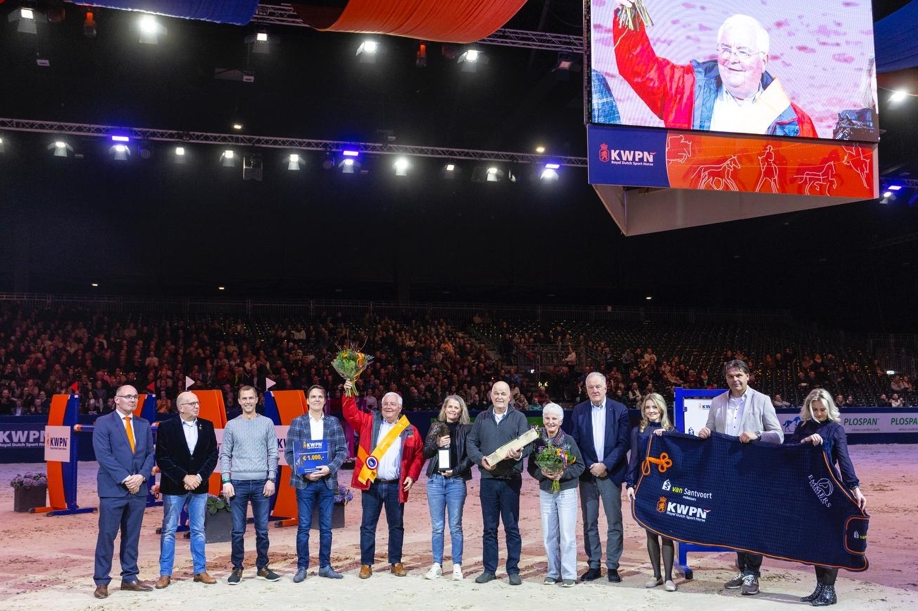 KANNAN cheval de l'année et Roi du KWPN